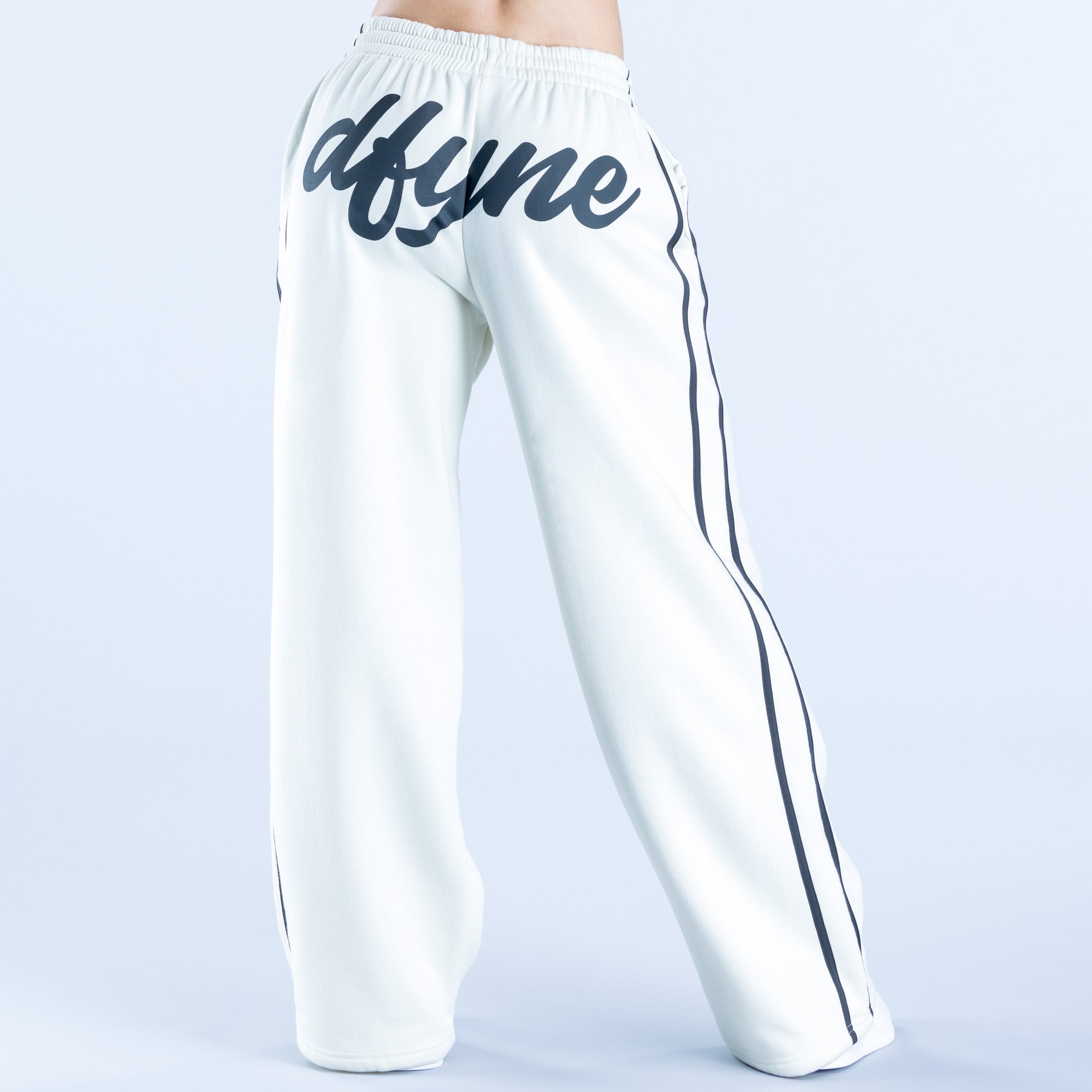 4th Birthday Wide Leg Jogger – DFYNE