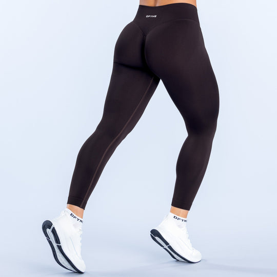 Defy leggings, black high-waist with curved back panel and ankle length