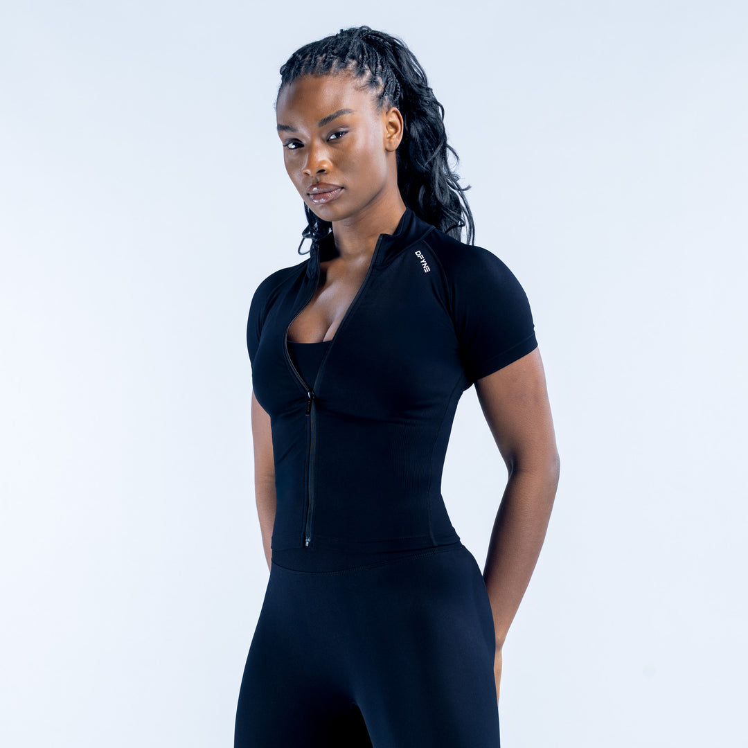 Dynamic Short Sleeve Zippy