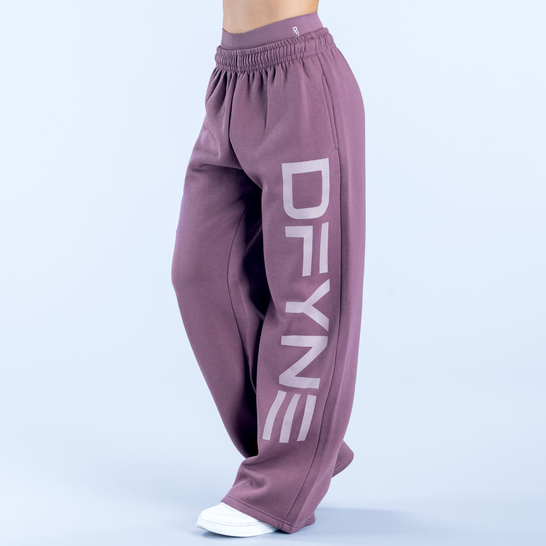 Signature Wide Leg Jogger