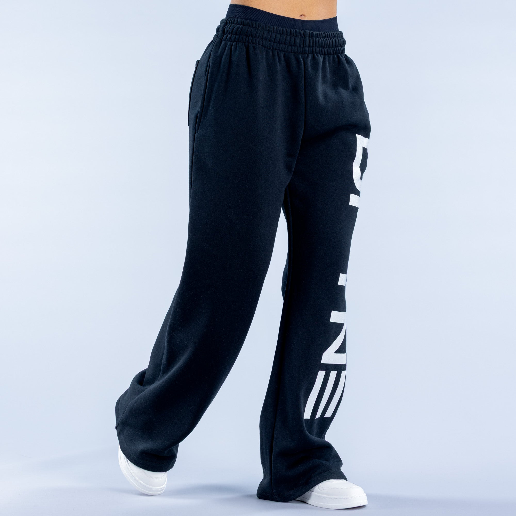 Signature Wide Leg Jogger