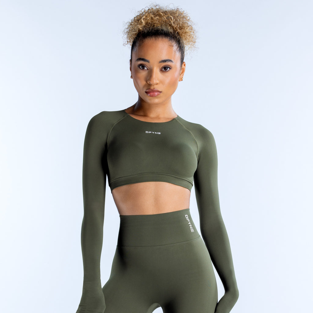 Dynamic Long Sleeve Crop Top