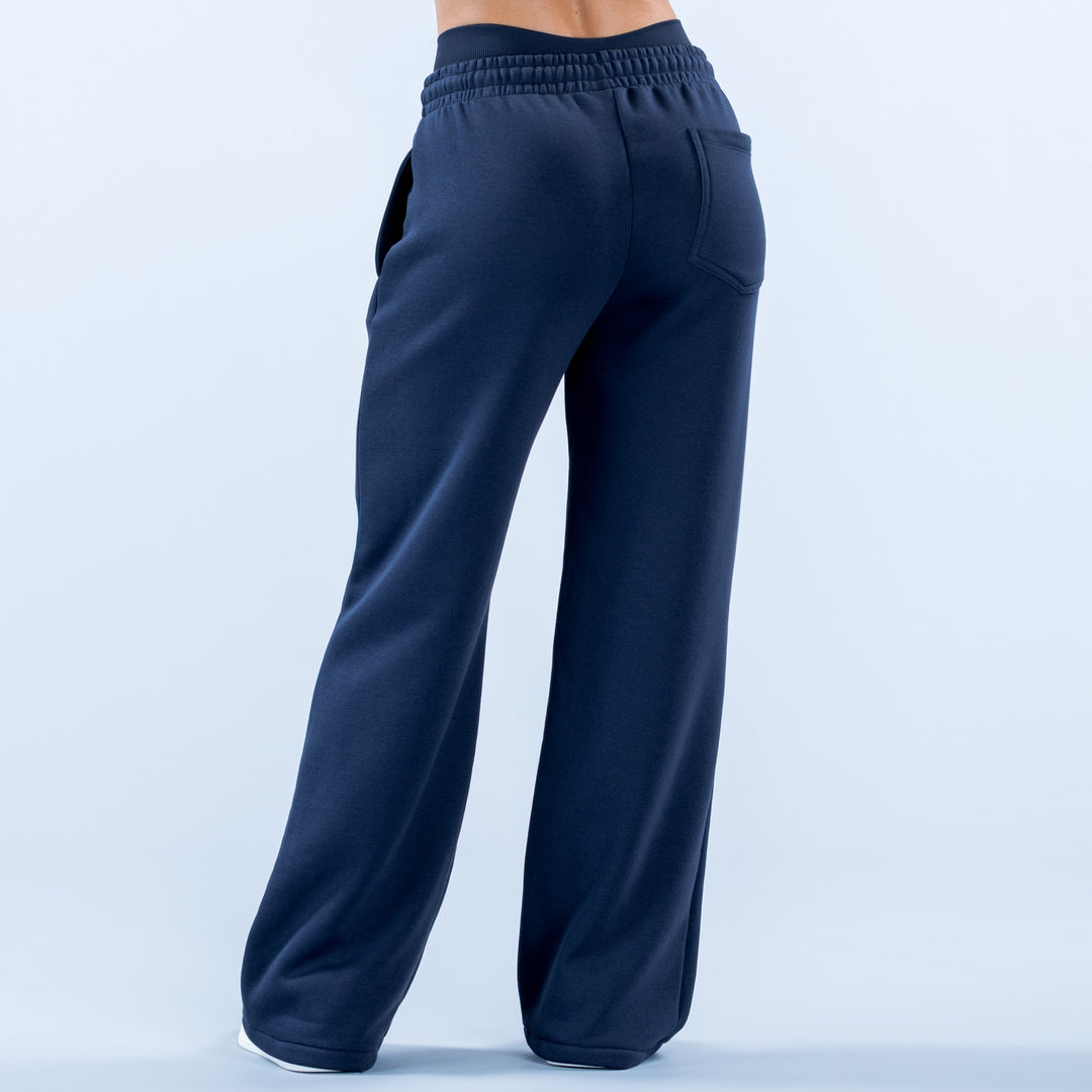 Signature Wide Leg Jogger