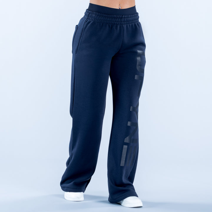 Signature Wide Leg Jogger